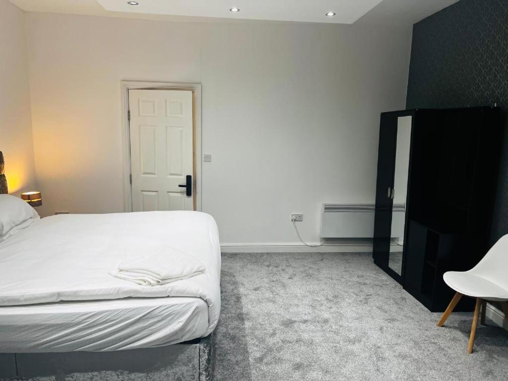 Oyo The Pleasant House Hotel Manchester Bagian luar foto